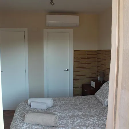 Encantador Atico A 2,6 Km De La Playa