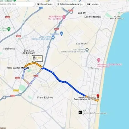 Encantador Atico A 2,6 Km De La Playa